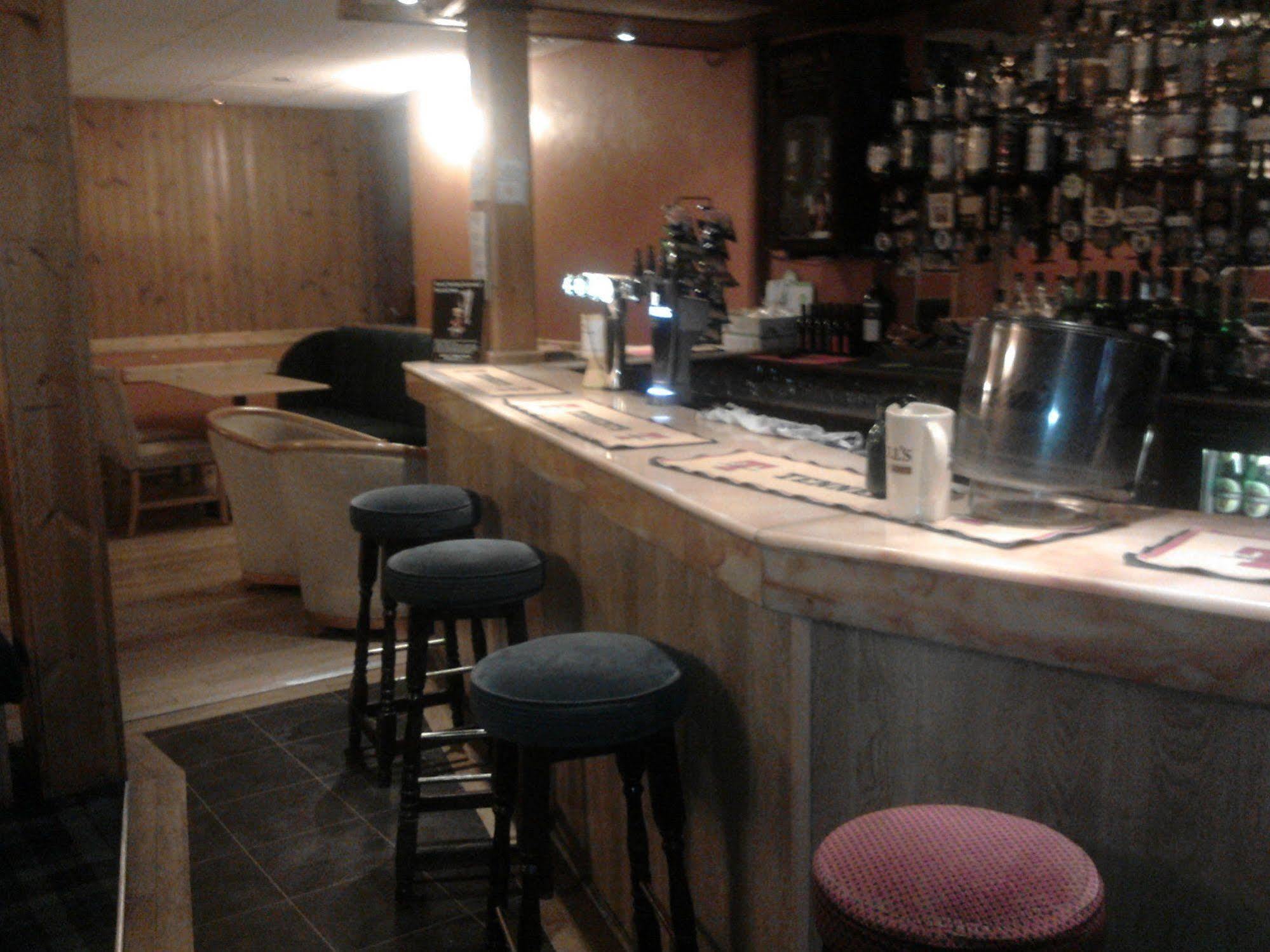 The Royal Hotel Blairgowrie and Rattray Bagian luar foto