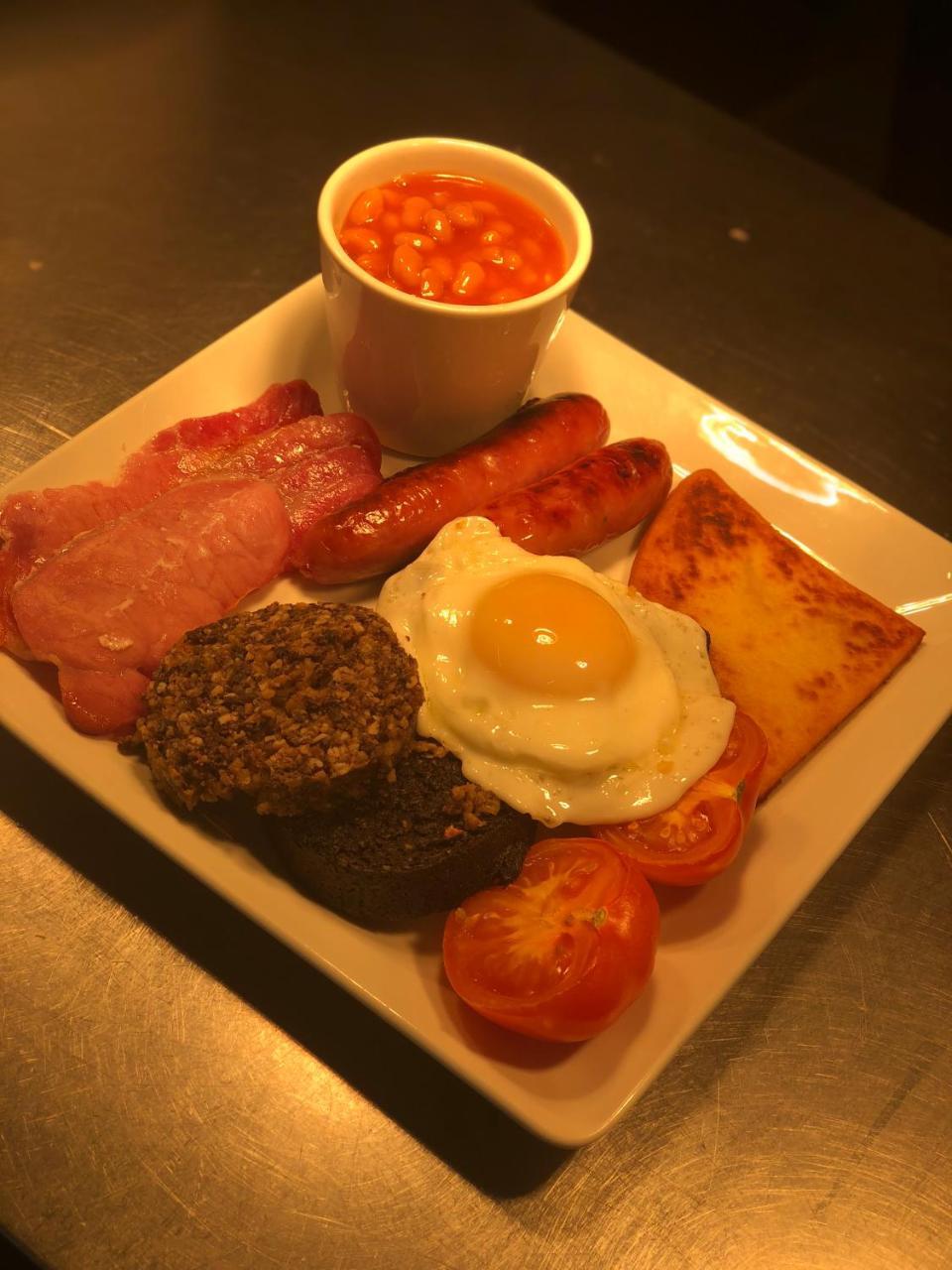 The Royal Hotel Blairgowrie and Rattray Bagian luar foto